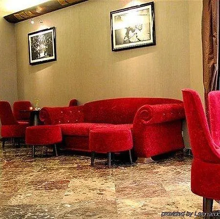 Hotel Pavillon Opéra Grands Boulevards Parigi